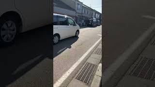 地震　氷見市栄町　海に近い場所地割れがひどい