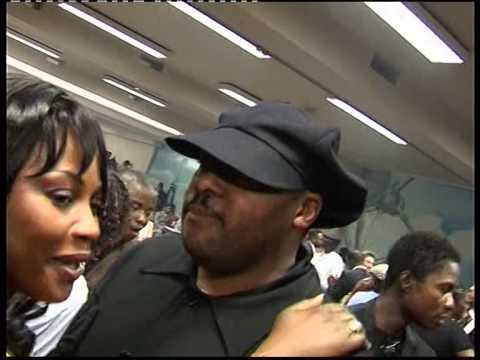 PAPA WEMBA feat. LUCIANA DEMINGONGO & MARAY MARAY