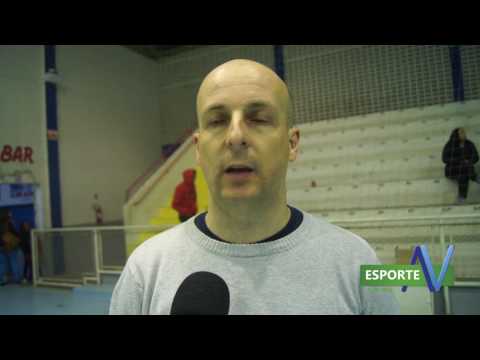 Valmir Sobrinho, técnico do Sub-15 da AD Hering