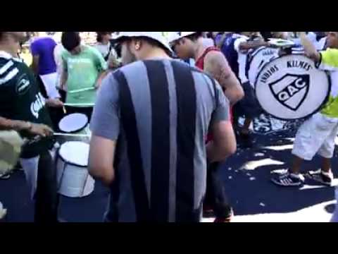 "Indios kilmes kamiQACes a todo ritmo" Barra: Indios Kilmes &bull; Club: Quilmes