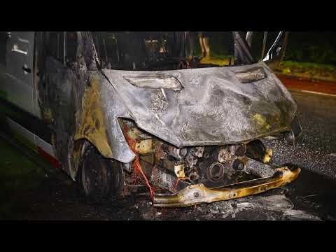 Brand bestelbus Rolklaver Kampen Beelden: Stefan Verkerk