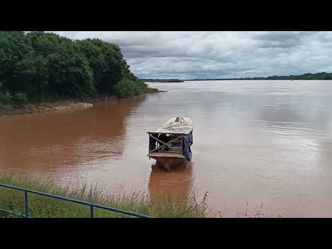 Rio São Francisco enchendo bastante em manga MG