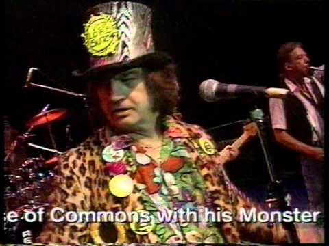 Screaming Lord Sutch performing "Roll Over Beethoven"  1991