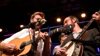 Wood &amp; Wire - Dancing On My Grave (eTown webisode #1086)
