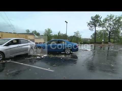 MS:STORM DAMAGE IN TUPELO- HOTEL DAMAGE