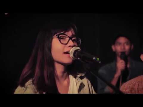 download lagu mp3 mp4 Download Lagu Rohani Cinta Dihatiku, download lagu Download Lagu Rohani Cinta Dihatiku gratis, unduh video klip Download Lagu Rohani Cinta Dihatiku