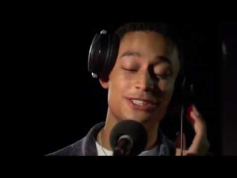 Loyle Carner, Max Pope - Heard ‘Em Say (Kanye West cover) [Radio 1’s Piano Sessions]