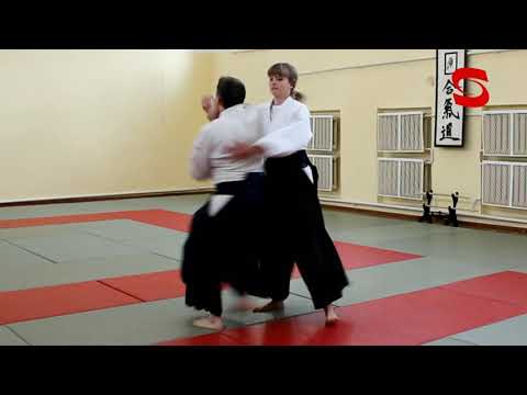 Women in aikido - dynamics and beauty