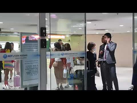 Fancam 190713 at Donmung airport