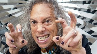 METALLICA's Kirk Hammett Shows Off His Museum Horror Exhibit In Salem, Massachusetts