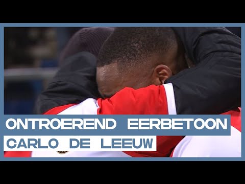 Kippenvel: ontroerend eerbetoon Feyenoord voor Carlo de Leeuw