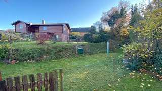 Download the video "Ein Haus mit zwei Gesichtern, Ein- bis Zweifamilienhaus in Wriedel"