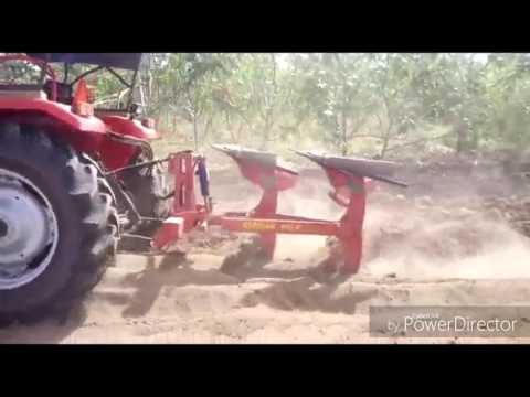 Hydraulic Reversible Plough