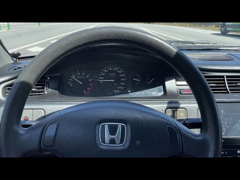 Honda civic coupe EJ2 full stock , rev limit .