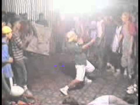 Flying Boys Crew vs New Crew B.Boys - Curitiba-PR 2005