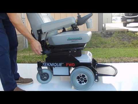 Hoveround Teknique FWD mit Pan Seat, 350 lb Tragkraft von Marc's Mobility