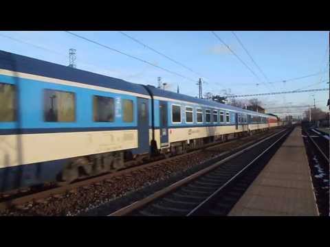 380.003-4 a 151.019-7 a 151.001-5 a EP 09 - 017 (PKP Intercity)