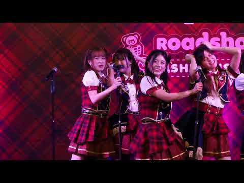 FANCAM Panda BNK48 | Heavy Rotation | @ Fashion Island 23 APR 2023