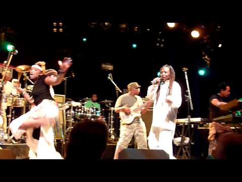 Lucky Dube celebration tour one people band MEZZ Breda reggae strong