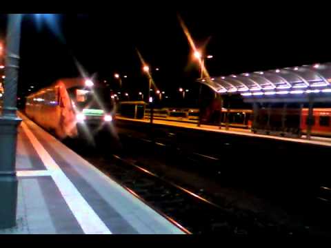 Desiro fährt in Hbf Hof ein