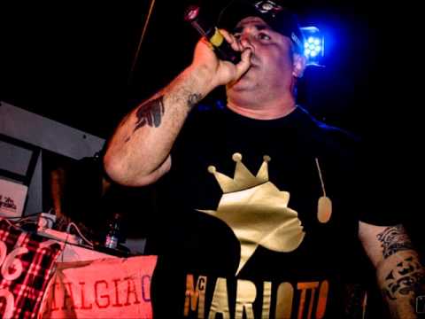 Mc Mariotto feat 4Est vivo di shure