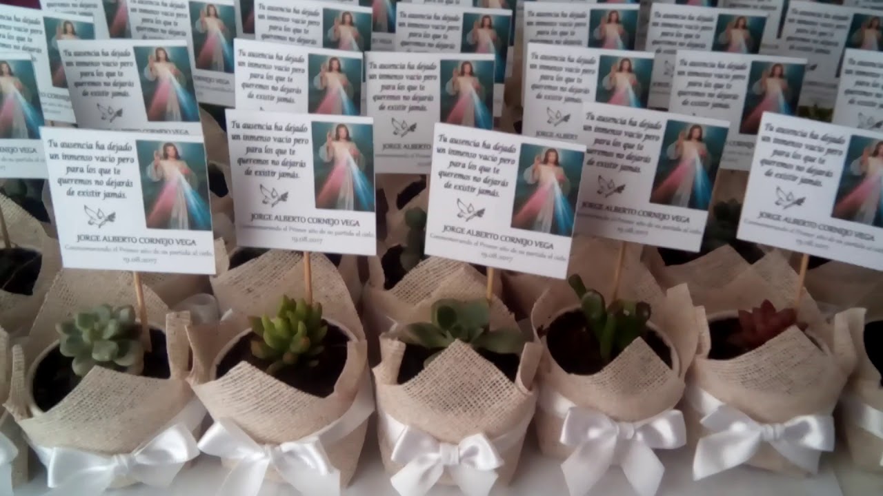 Recuerdos para misa de honras. Suculentas variadas