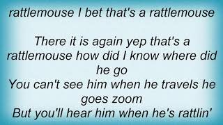 Tom T. Hall - Rattle Mouse Lyrics