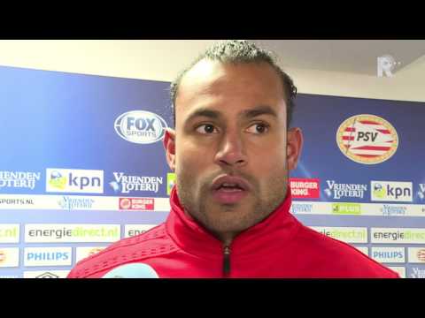 Debutant Warner Hahn na afloop van PSV - Excelsior