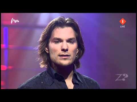 OZNZ 3 - Ruud - Kiss from a rose