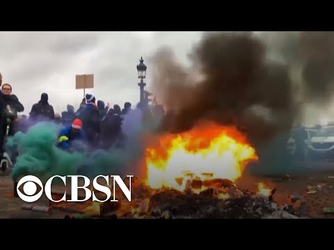 Hundreds of demonstrators arrested in violent Paris protests