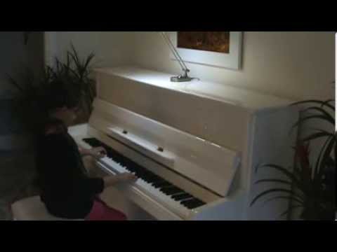 Alice - Fiesta Gillock