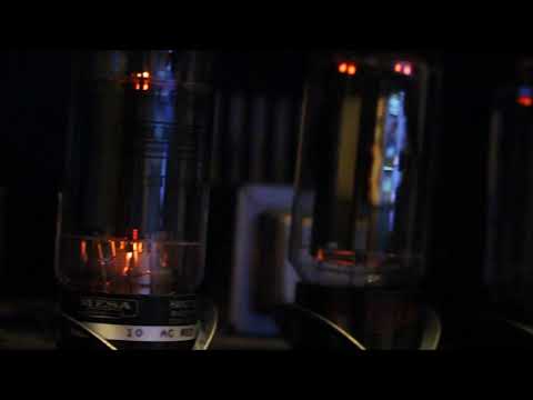 HELP! Amp tube leaks and volume drop.