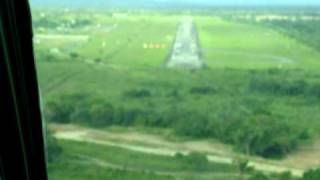 preview picture of video 'Campo Corto en  EL YOPAL (short landing)'