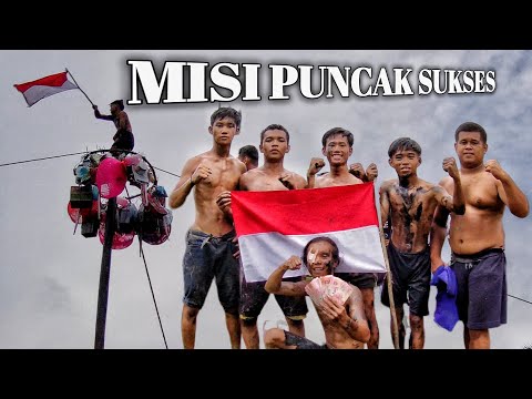 Misi Puncak Berhasil Lomba Panjat Pinang 17an Paling Seru di Indonesia