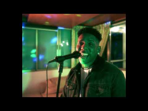 INCOMPARABLE - AARON (Video oficial)