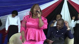 Download lagu Mrs Luthuli - siqonda ekhaya ,nithini nah mp3 Download lagu Mrs Luthuli - siqonda ekhaya ,nithini nah mp3