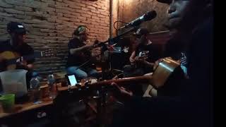 Download lagu Iwan Tompo - Pakkeke Appasisa'la || Cover Forum Mahasiswa Toraja mp3 Download lagu Iwan Tompo - Pakkeke Appasisa'la || Cover Forum Mahasiswa Toraja mp3