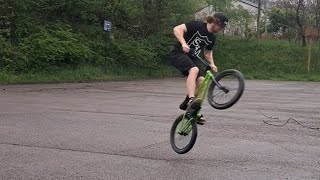 The Struggle Is Real!!! Bmx Manual 180 Attempts Till I Land It!!!!