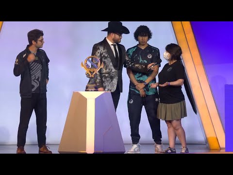 CEB y CHRIS‼️ "SOMOS  IGUALES" - C.Smile BEASTCOAST🌊ENTREVISTA - arlington major