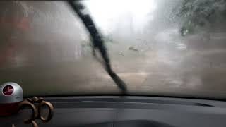 How clear your car front glass in rainy time