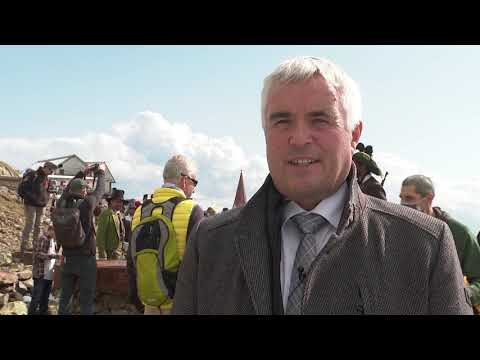 Denkmal zur Mitte Tirols Latzfonser Kreuz - Pietra miliare Santa Croce di Lazfons