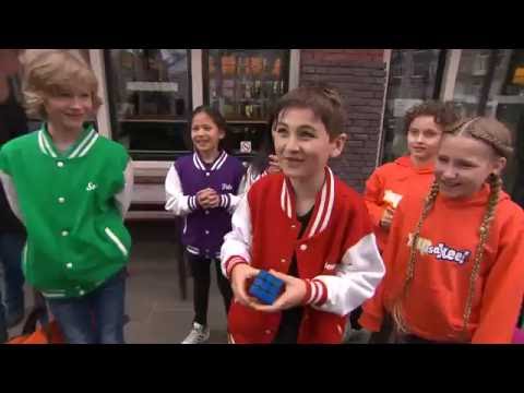 RUBIK'S CUBE IN 1,5 MINUUT! - Kinderen voor Kinderen