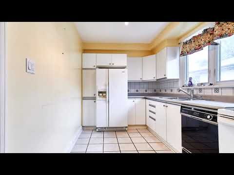 62 Chestermere Boulevard, Scarborough