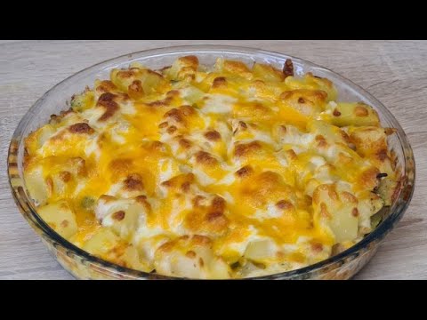 Voici un gratin de pomme de terre /poulet/courgette ✔ (recette économique) ✔#gratin  #courgettes