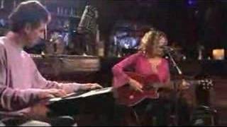 The Bangles Live And Accoustic Manic Monday + Ride the Ride