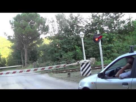 Passaggio a livello di via San Martino - San Martino in Gattara (RA) / Level Crossing / Bahnübergang