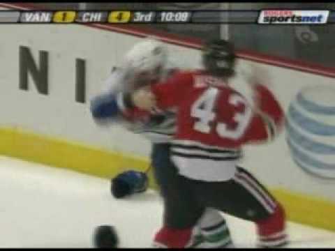 Alexandre Burrows vs James Wisniewski