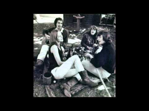 The Mamas & The Papas ~ Creeque Alley  (1967)