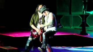 Guns N' Roses - Don't Cry - London O2 Arena - 13/10/10