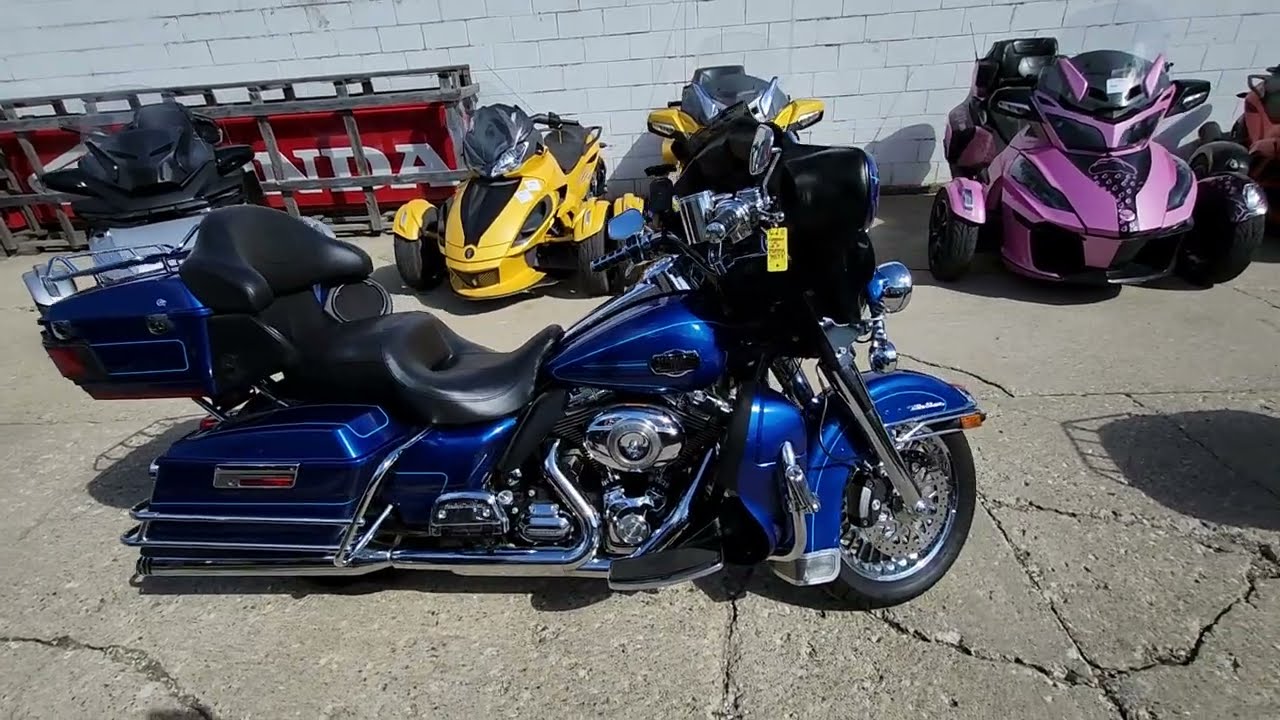 2010 Harley-Davidson® Electra Glide® Ultra Classic Motorcycle